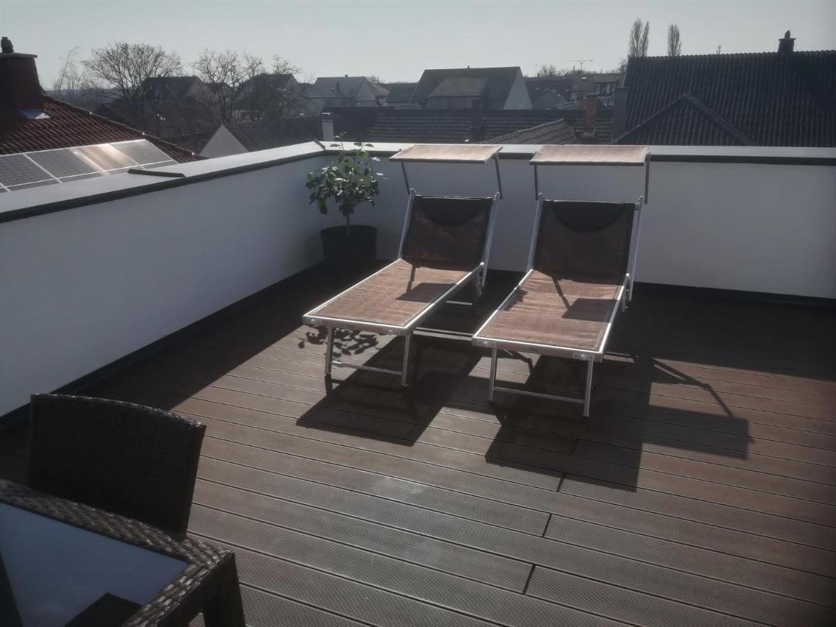 Penthouse Griemann 2 Fuer Max 4 Personen Mit Eigener Grosser Dachterrasse Zum Relaxen! Illmic Kültér fotó