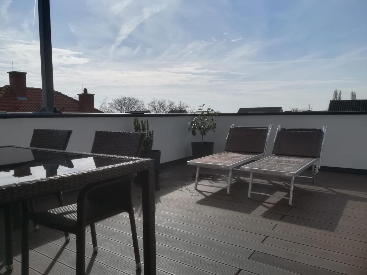 Penthouse Griemann 2 Fuer Max 4 Personen Mit Eigener Grosser Dachterrasse Zum Relaxen! Illmic Kültér fotó
