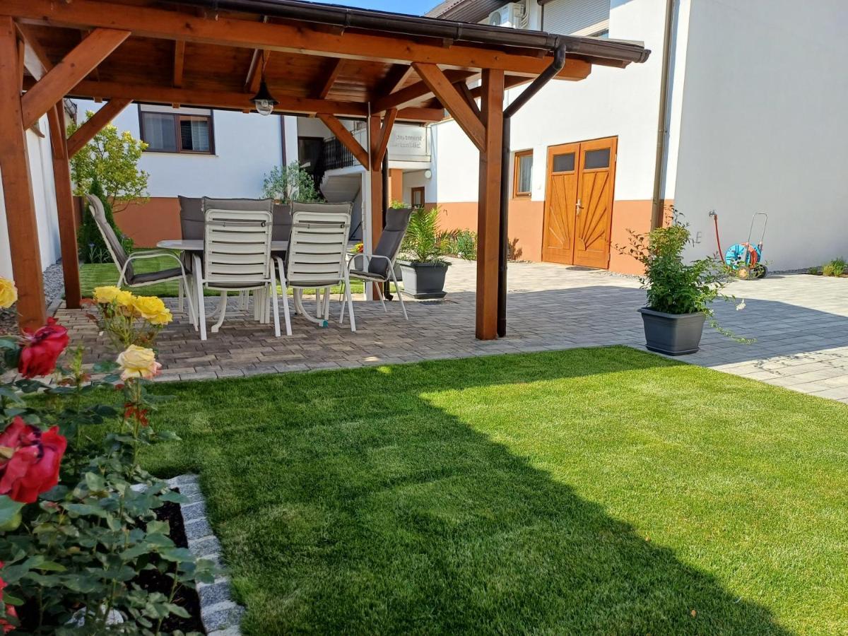 Penthouse Griemann 2 Fuer Max 4 Personen Mit Eigener Grosser Dachterrasse Zum Relaxen! Illmic Kültér fotó