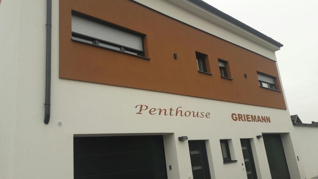 Penthouse Griemann 2 Fuer Max 4 Personen Mit Eigener Grosser Dachterrasse Zum Relaxen! Illmic Kültér fotó