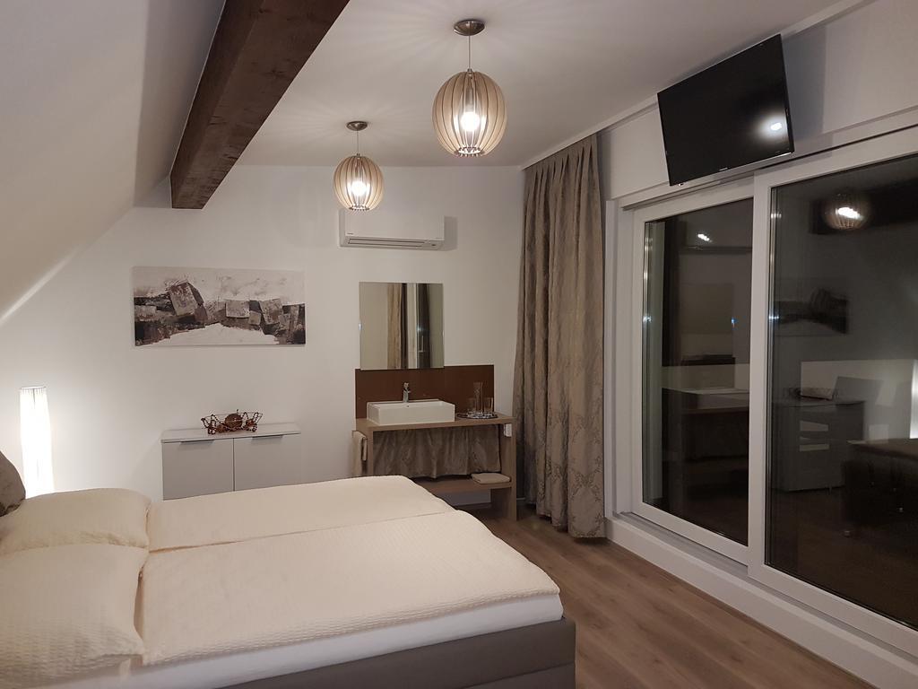 Penthouse Griemann 2 Fuer Max 4 Personen Mit Eigener Grosser Dachterrasse Zum Relaxen! Illmic Kültér fotó