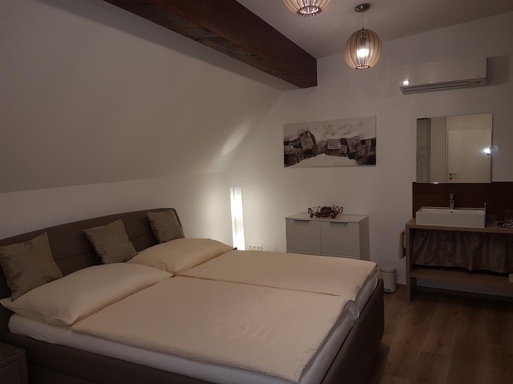 Penthouse Griemann 2 Fuer Max 4 Personen Mit Eigener Grosser Dachterrasse Zum Relaxen! Illmic Kültér fotó