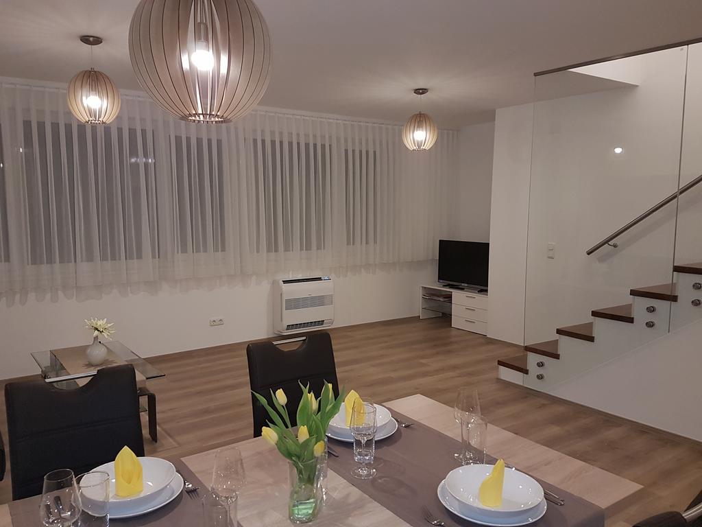 Penthouse Griemann 2 Fuer Max 4 Personen Mit Eigener Grosser Dachterrasse Zum Relaxen! Illmic Kültér fotó