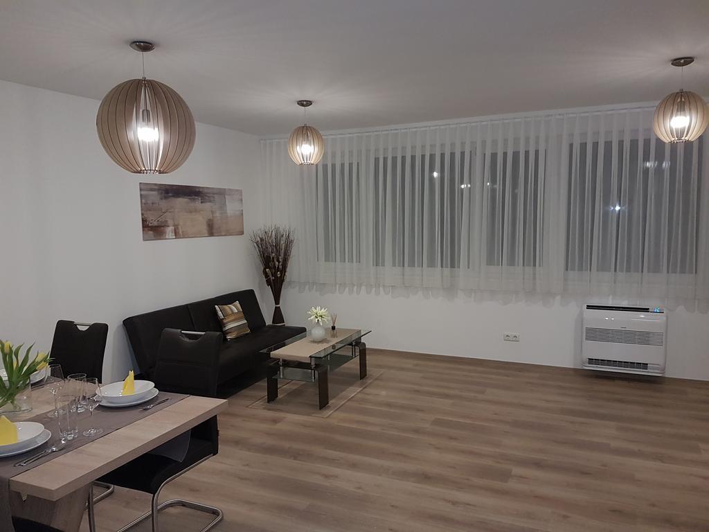 Penthouse Griemann 2 Fuer Max 4 Personen Mit Eigener Grosser Dachterrasse Zum Relaxen! Illmic Kültér fotó