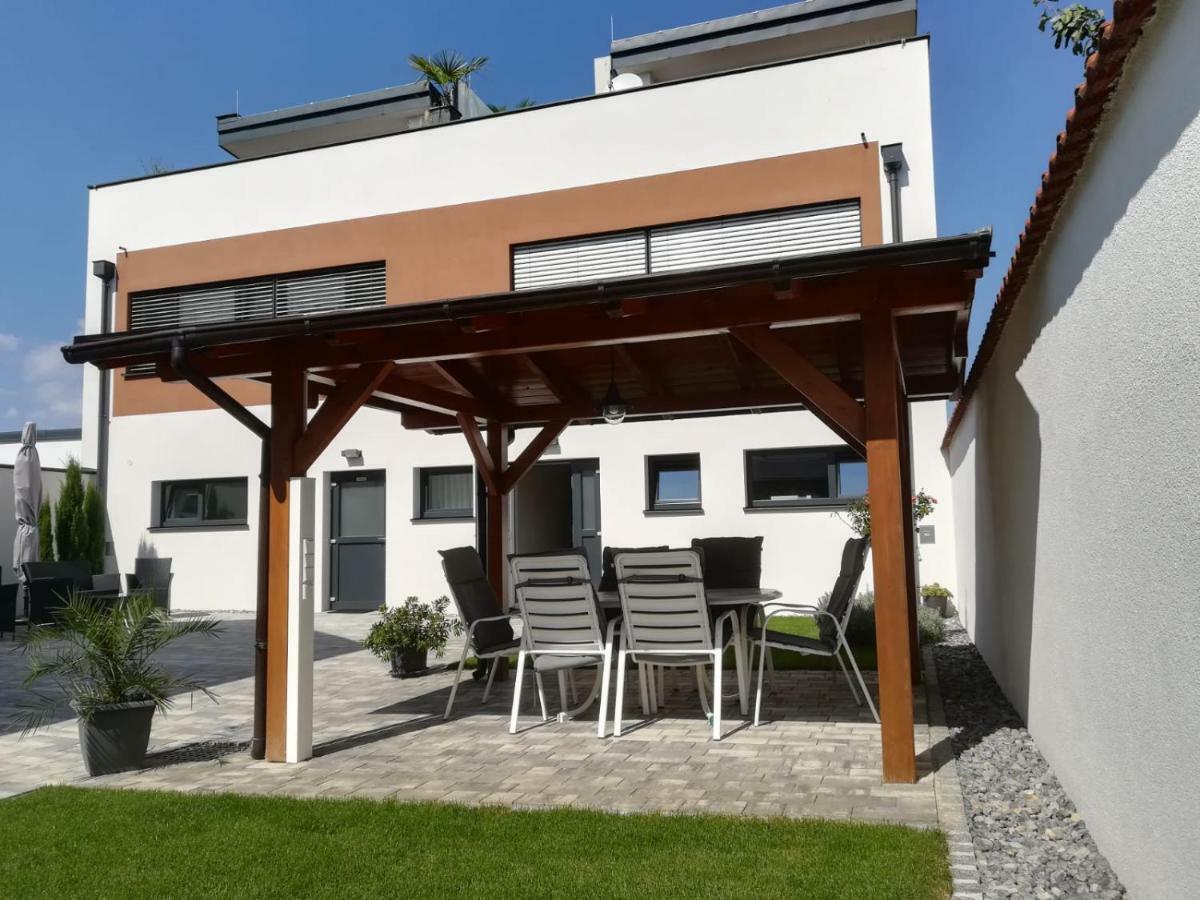 Penthouse Griemann 2 Fuer Max 4 Personen Mit Eigener Grosser Dachterrasse Zum Relaxen! Illmic Kültér fotó